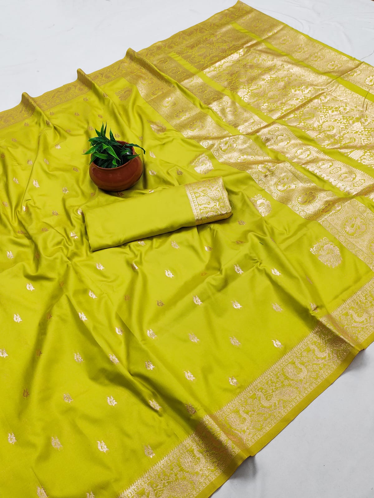Premium Bomkai Paithani Silk Saree with Rich Peacock Border