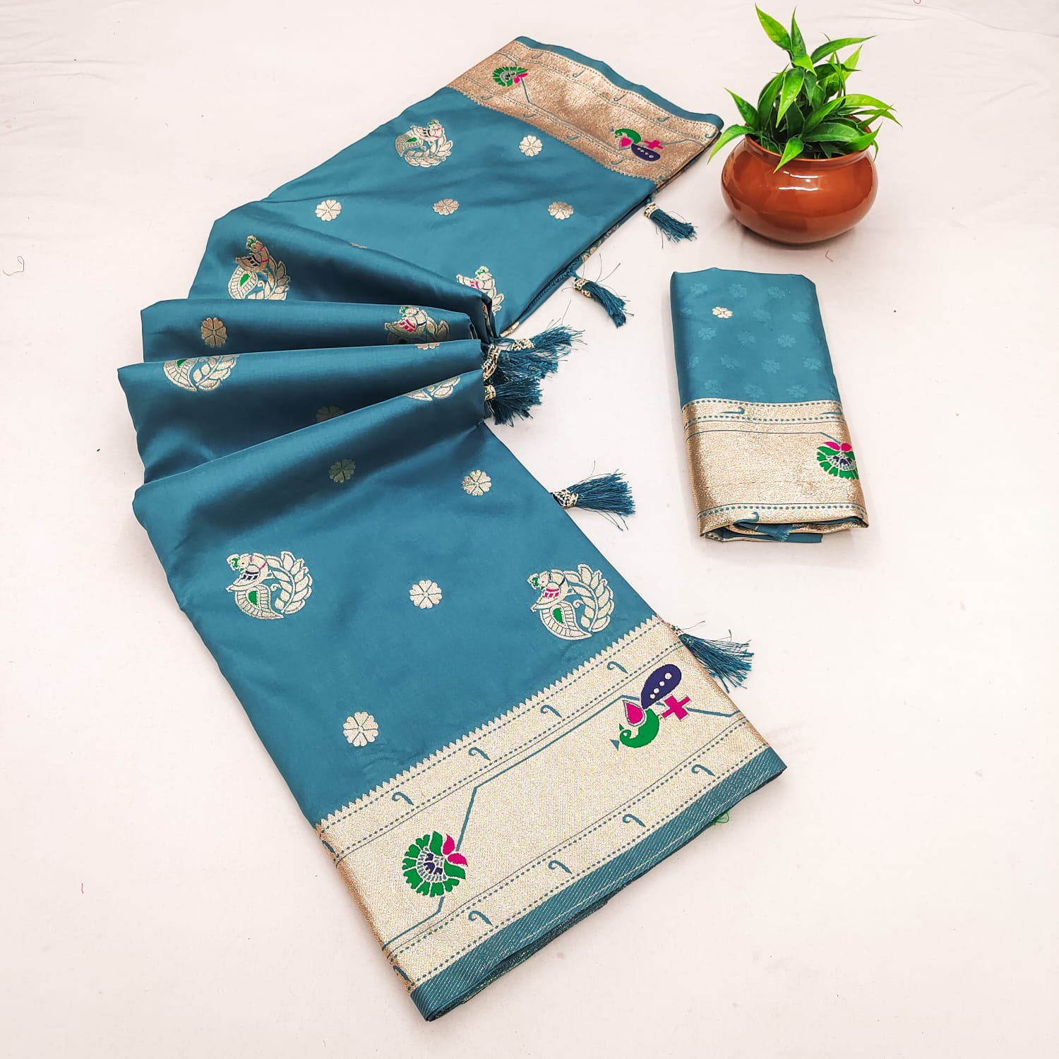 Pure Peshwai Bomkai Paithani Silk Saree with Rich Peacock Zari Pallu