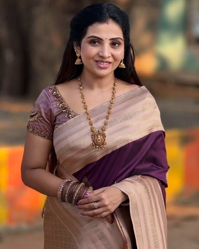 Ishika Soft Lichi Silk Saree with Rich Jacquard Border & Pallu | Wedding & Party Wear Saree