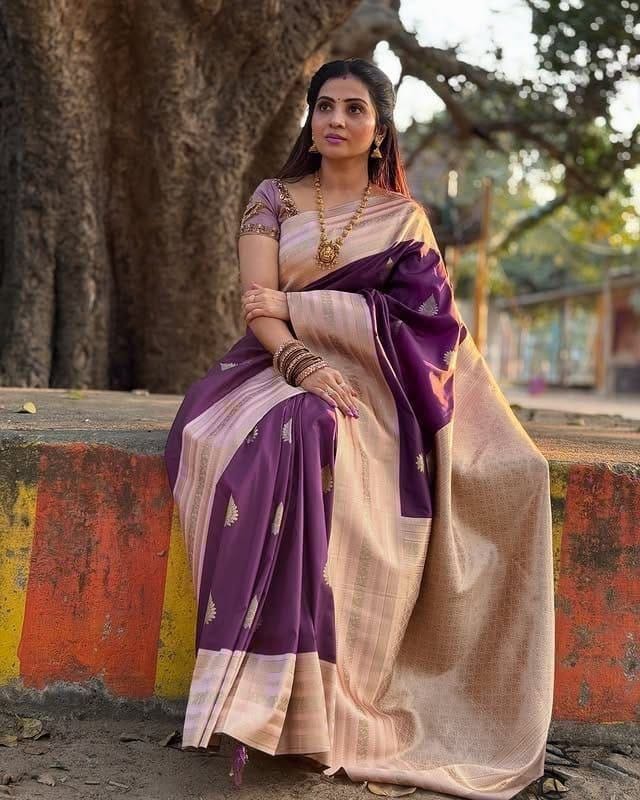 Ishika Soft Lichi Silk Saree with Rich Jacquard Border & Pallu | Wedding & Party Wear Saree
