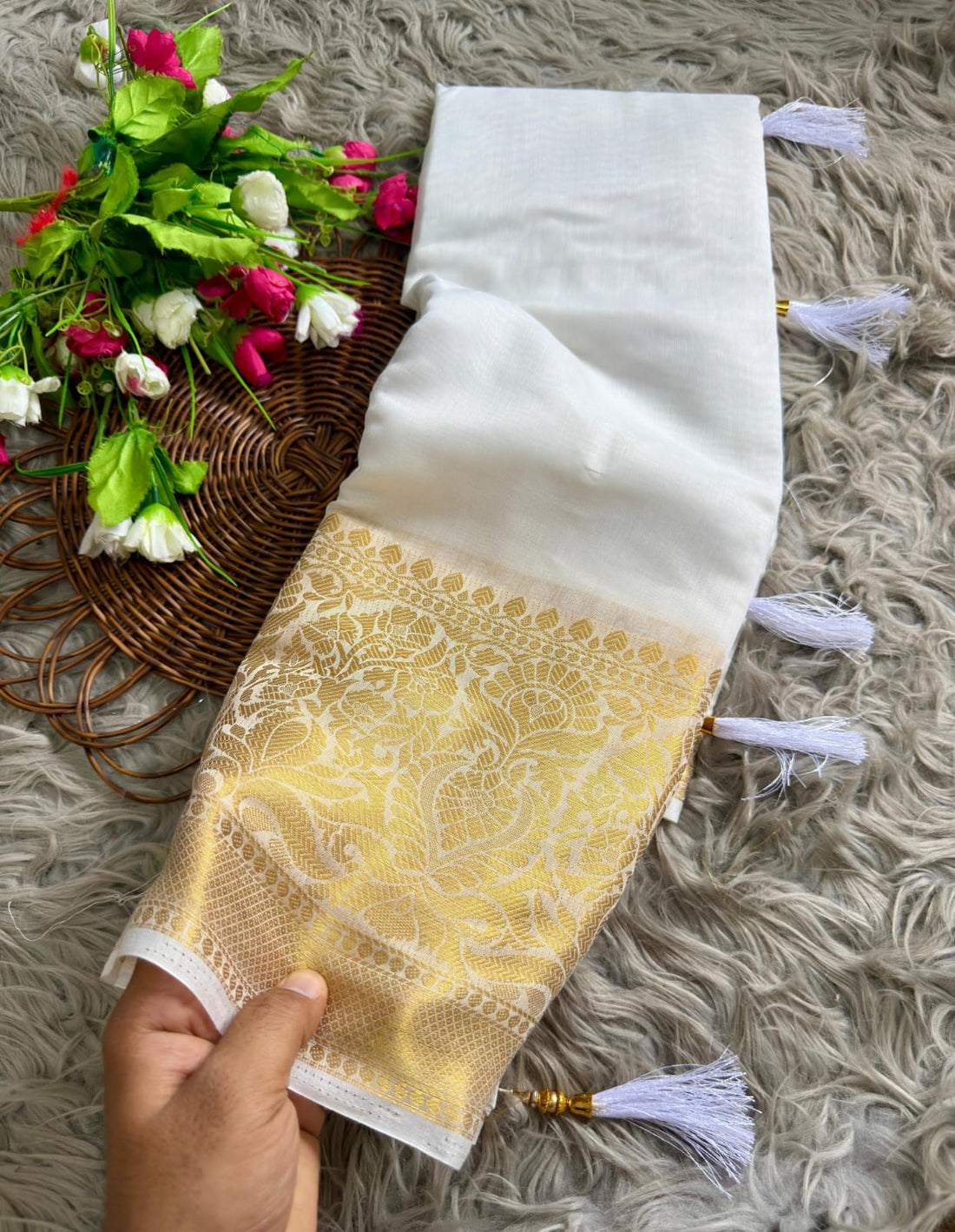 Kerala Cotton Onam Special Saree 2026 | Premium White Kerala Cotton Saree with Golden Kasavu Border & Tassels