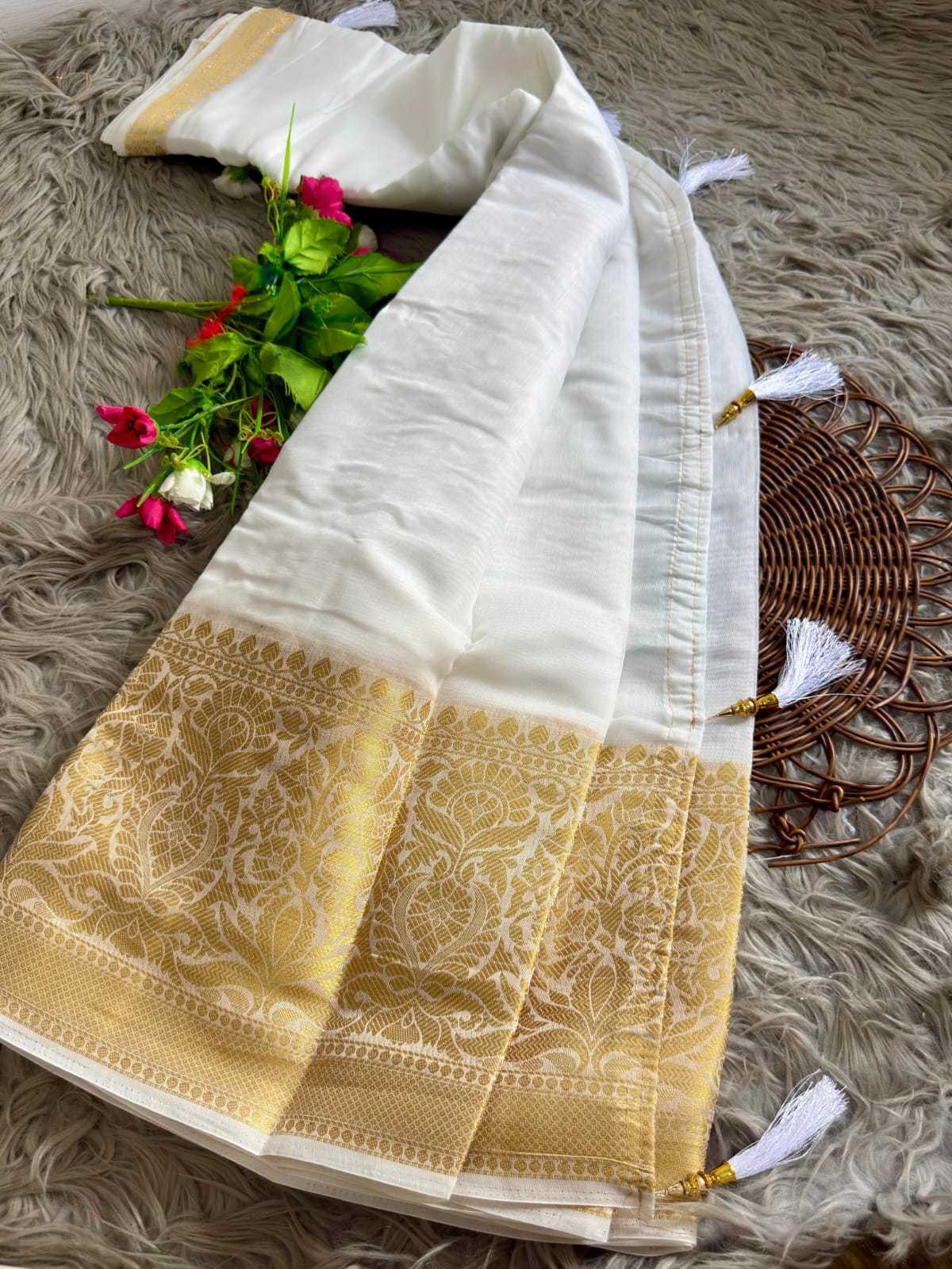 Kerala Cotton Onam Special Saree 2026 | Premium White Kerala Cotton Saree with Golden Kasavu Border & Tassels