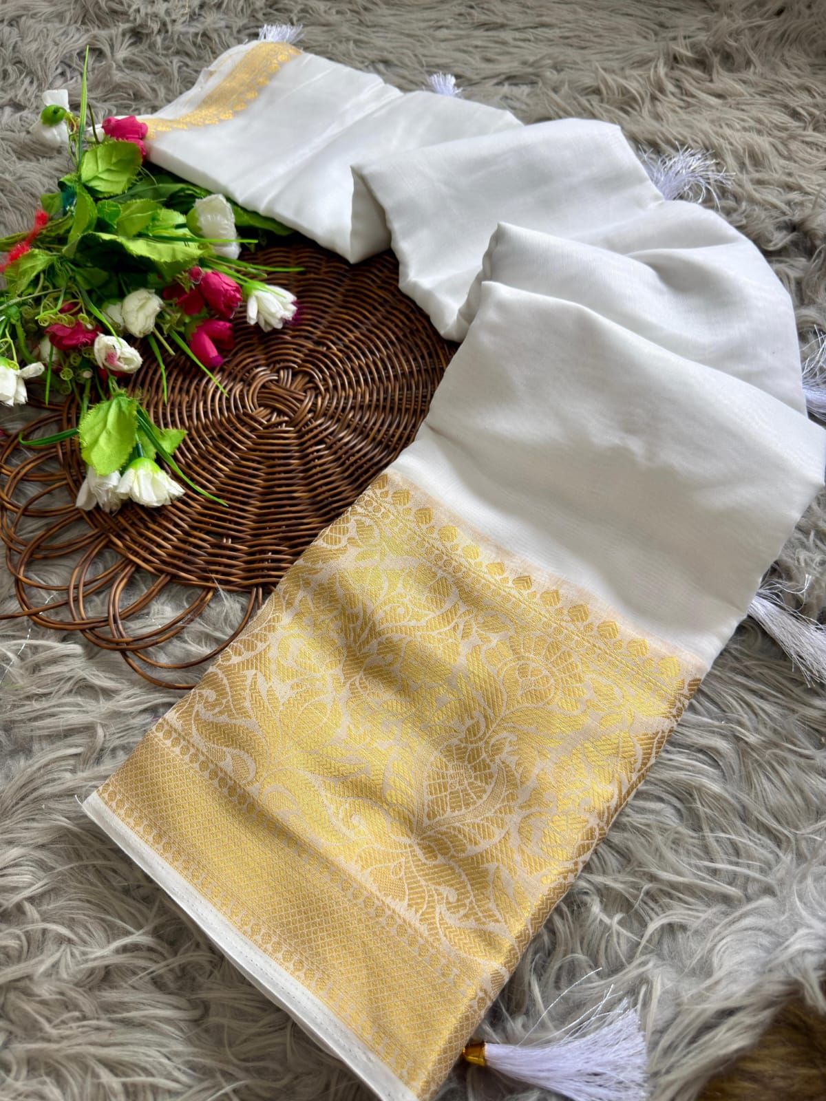 Kerala Cotton Onam Special Saree 2026 | Premium White Kerala Cotton Saree with Golden Kasavu Border & Tassels